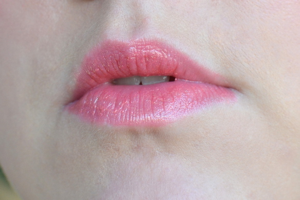 lip-glow-to-the-max-dior-coral